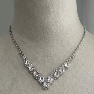 Vintage Liz Claiborne Rhinestone Event Silver Teardrop Necklace